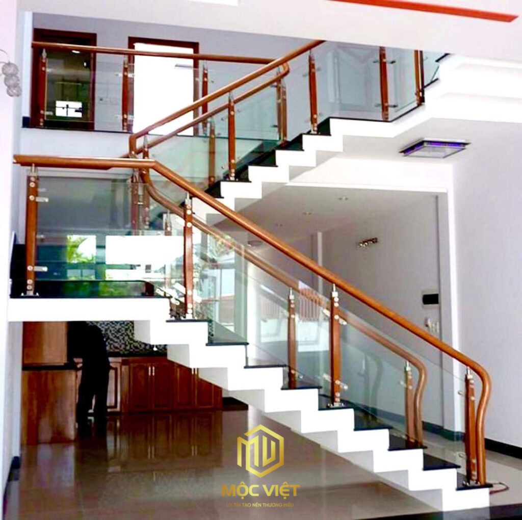 CẦU THANG KÍNH 003